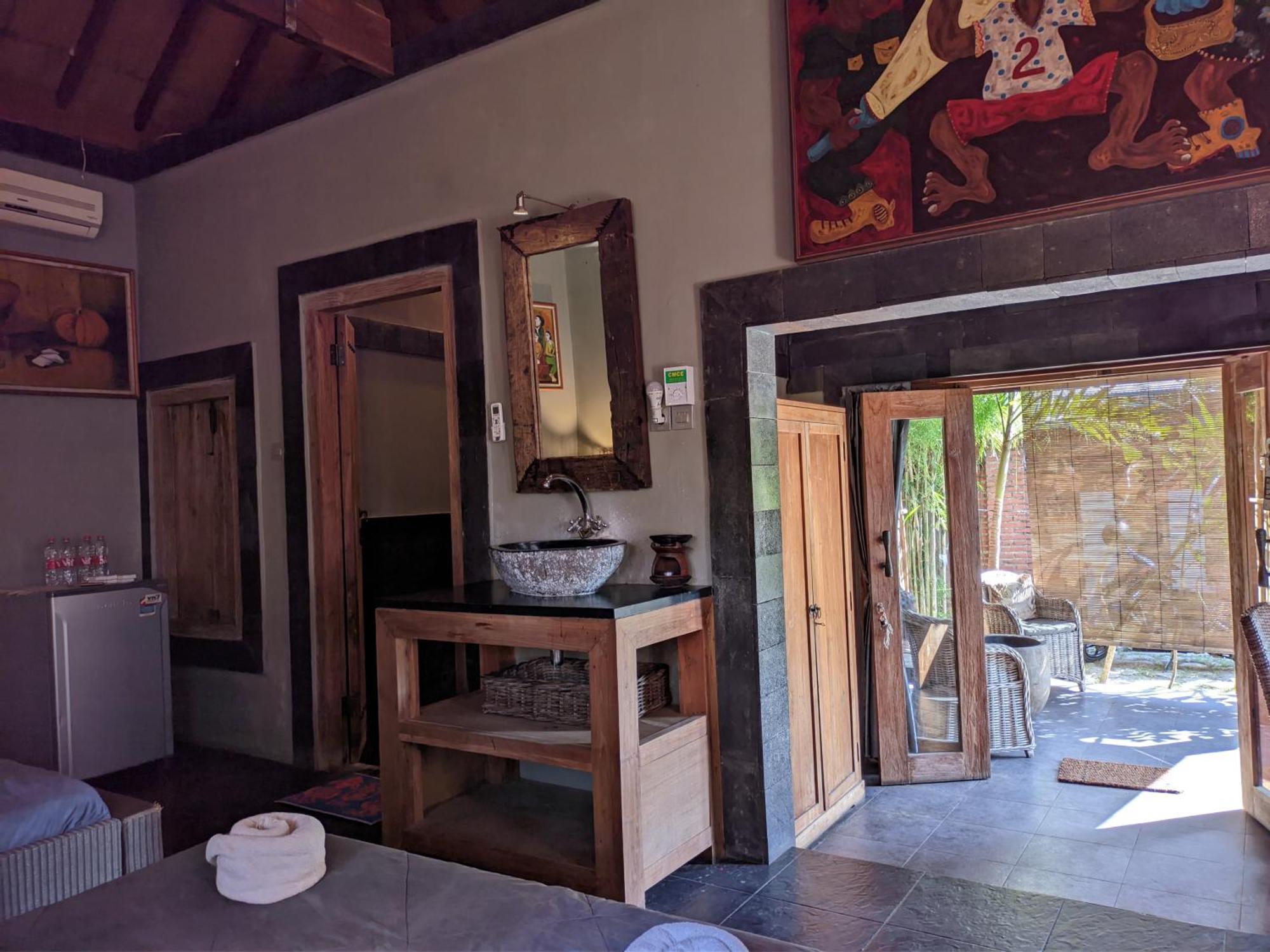 Astuti Gallery Homestay 요그야카르타 외부 사진