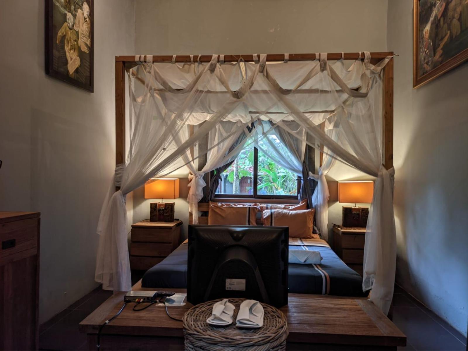 Astuti Gallery Homestay 요그야카르타 외부 사진